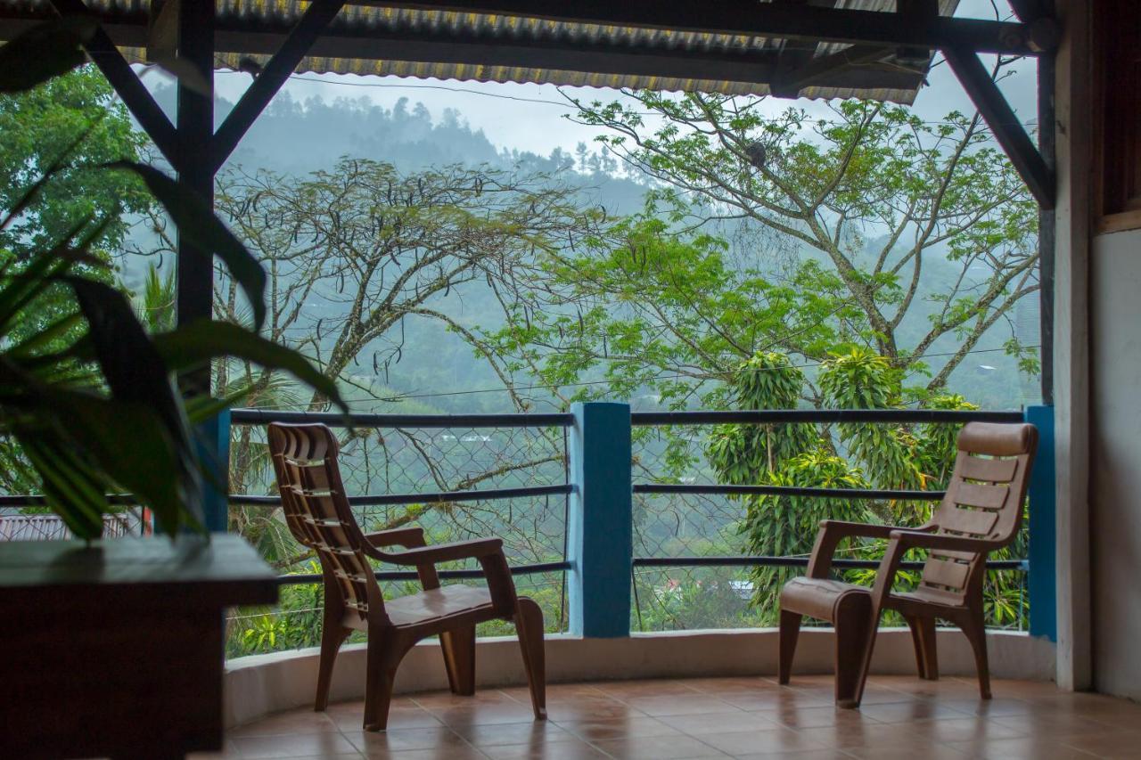 Hotel Rabin Itzam Lanquin Exterior photo